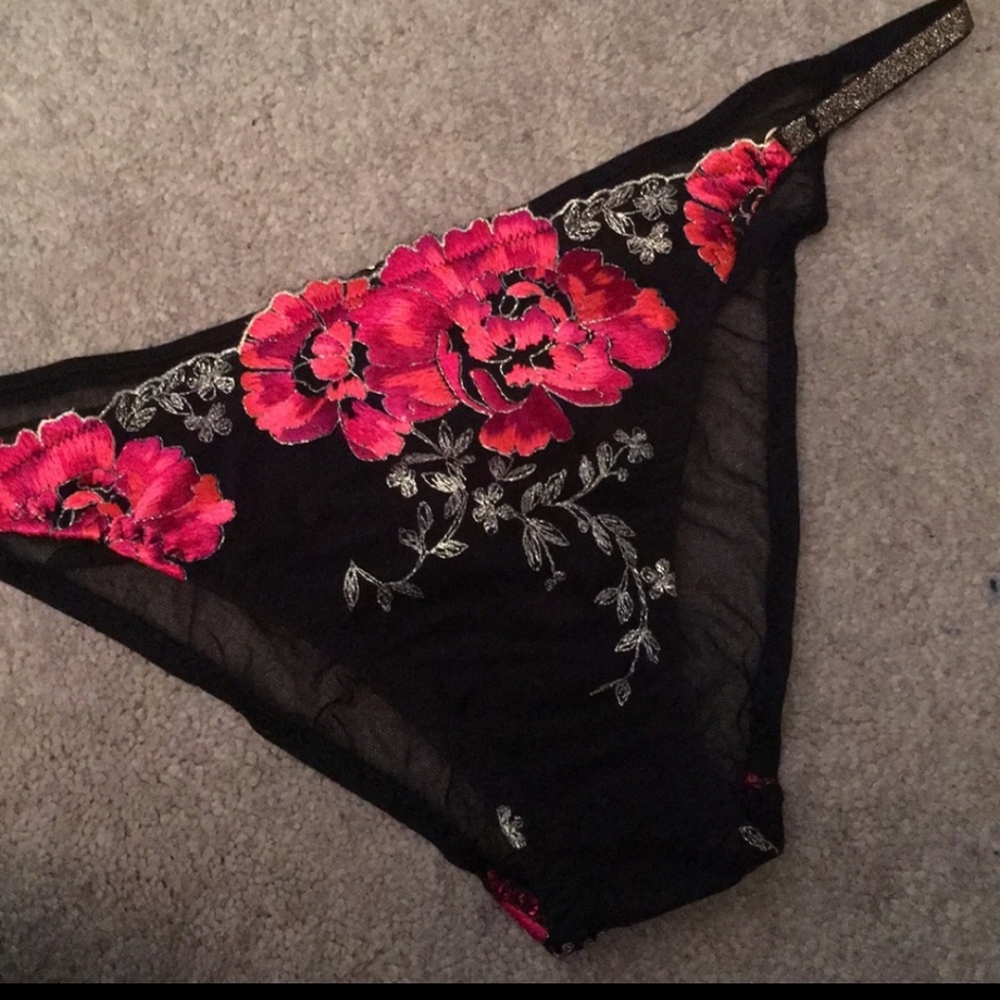 ISO - victoria secret panty